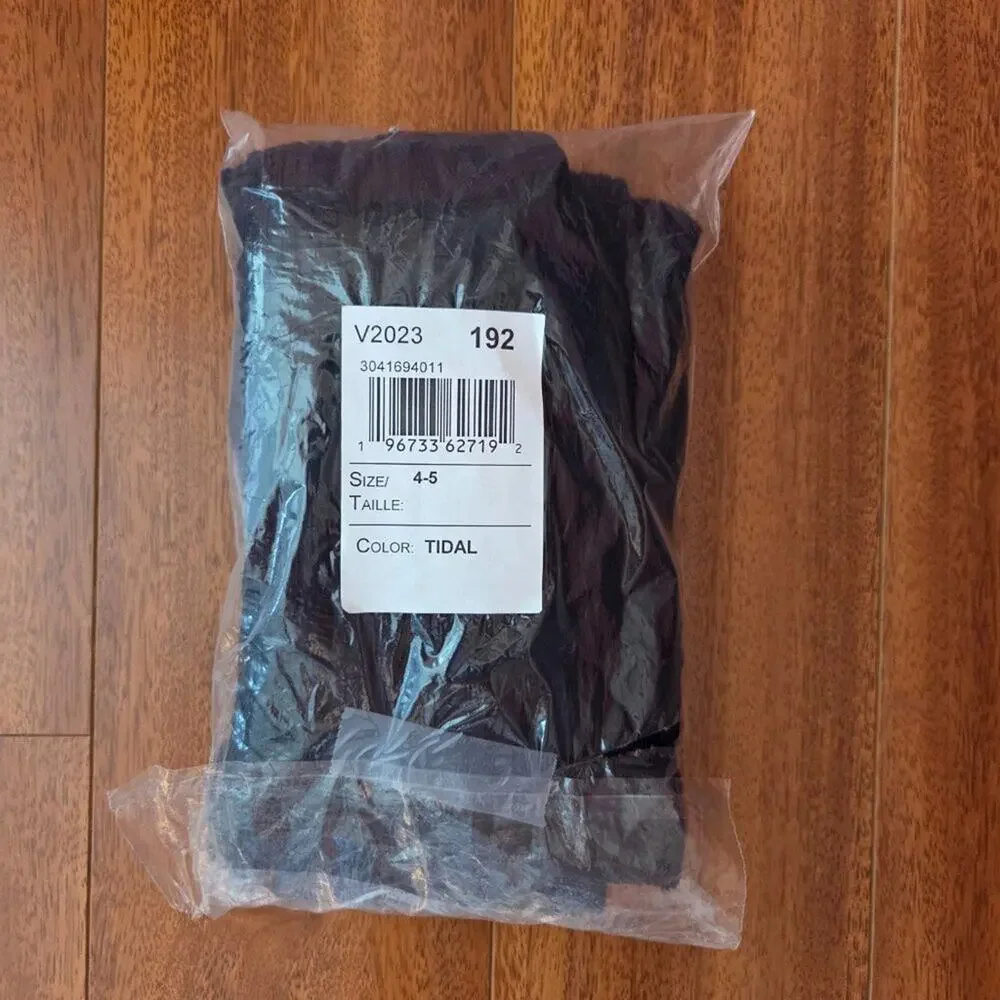 NWOT The Children's Place Girls 2 Pack Cable Knit Tights Size 4 - 5 Navy Blue